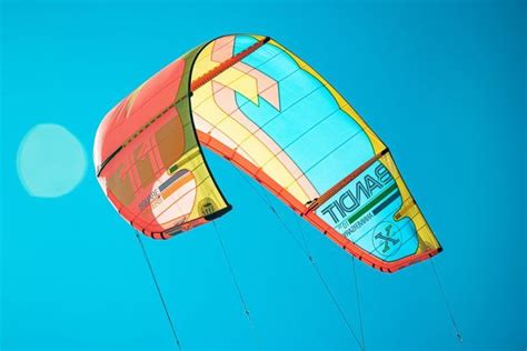 The 8 Types of Kites and How to Fly Them | Recreation Insider | Kite, Parafoil kite, Kite surfing