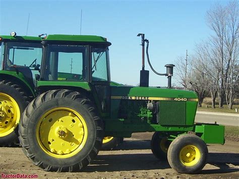 TractorData.com John Deere 4040 tractor photos information