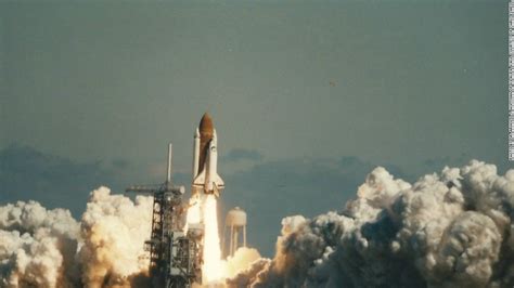 1986: Space Shuttle Challenger explosion - CNN Video