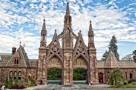 The World’s Most Famous Cemeteries – Fodors Travel Guide