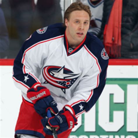 Blue Jackets defenseman Jack Johnson questions honor of NHL owners ...