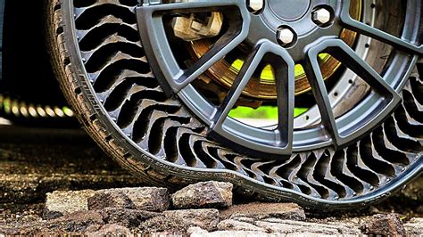 Michelin unveils an indestructible, airless tire