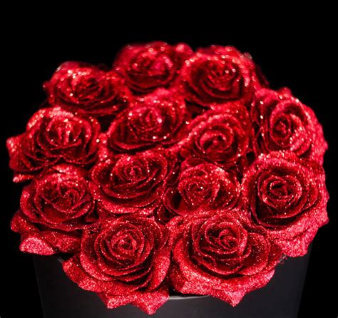 Belle Fleuriste - Red Glitter Roses Black Box – BelleFleuristeUK