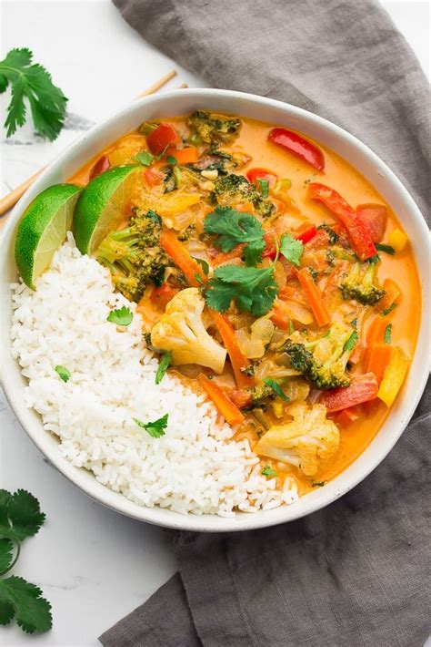 Vegan Thai Red Curry - Nora Cooks