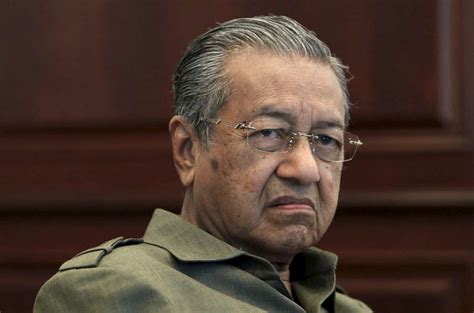 BREAKING: Prime Minister Tun Dr Mahathir Resigns | News | Rojak Daily