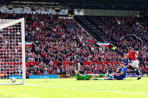 Manchester United 2-0 Everton: Three Takeaways | Back to the Drawing Board - Royal Blue Mersey