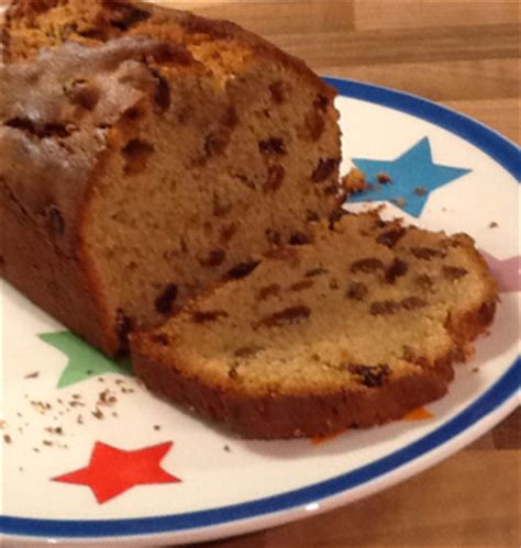 Spiced sultana loaf cake