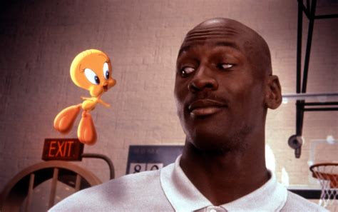 Michael Jordan in Space Jam | Pictures and GIFs | POPSUGAR Entertainment Photo 6