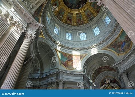 Dome Des Invalides Interior Stock Photo - Image of landmark, historical ...