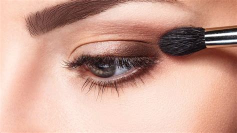 How to Apply Eye Makeup | Tutorial and Tips - L’Oréal Paris