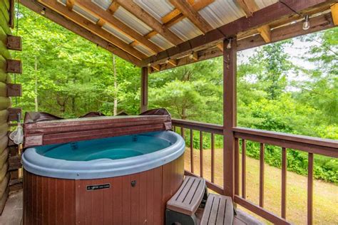 8 Magnificent Red River Gorge Cabins with Hot Tubs - Territory Supply