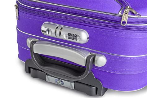 How to Reset Samsonite Luggage Combination Locks | Getaway Tips