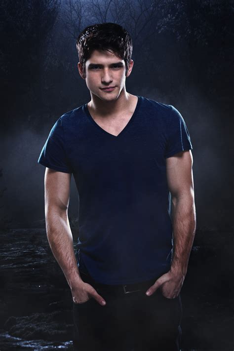 Official hi-res Teen Wolf Season 2 cast photos of Scott, Allison ...