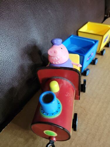 Peppa Pig Grandpa Pig's Train W/Grandpa Sounds Set | #4587920183