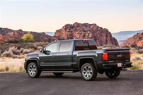 2018 GMC Sierra Denali - WHEELZ.ME