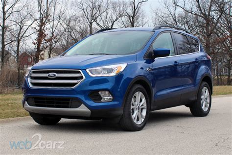 2017 Ford Escape SE FWD Review | Web2Carz