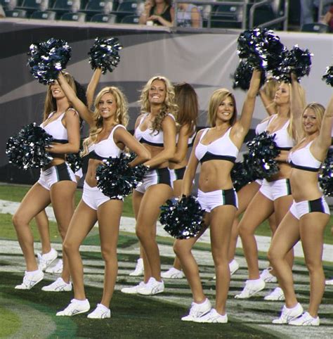 NFL and College Cheerleaders Photos: Philadelphia Eagles Cheerleaders Say Hello