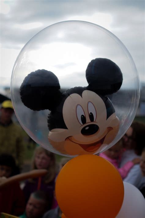 Fotoğraf : balon, Toplamak, park, oyuncak, Çocukluk, Disney, Açık havada, Çocuklar, eğlence ...