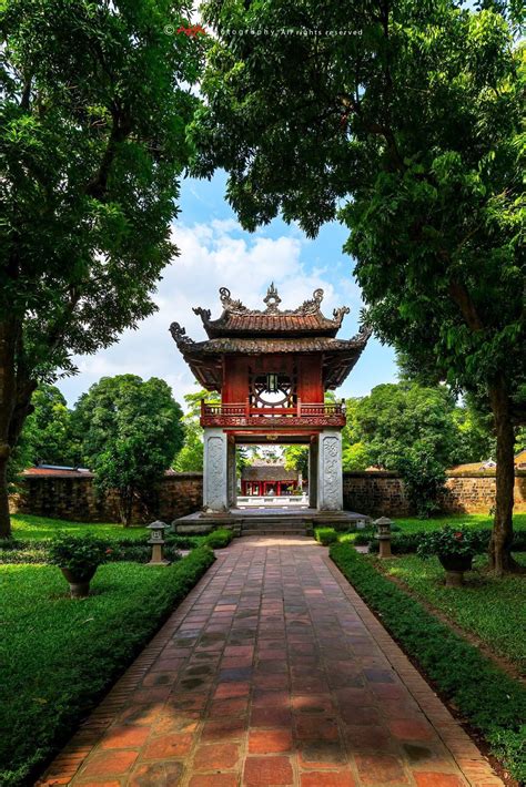 Temple of Literature, Hanoi, Vietnam. First built in 1070. : r/VietNam