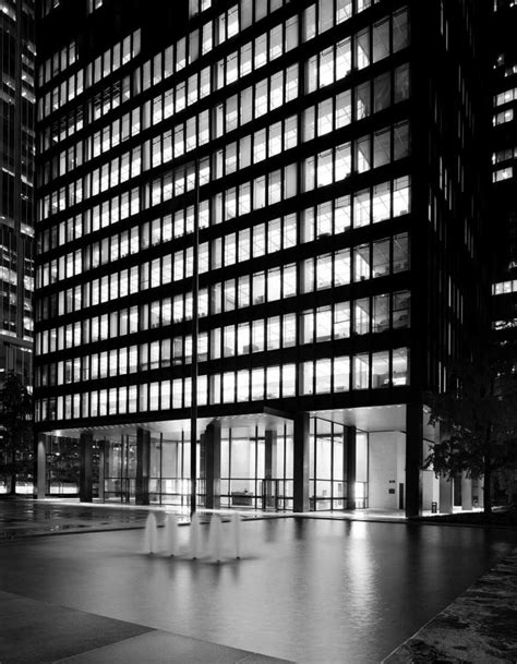 Seagram Building | Mies van der Rohe - Arch2O.com