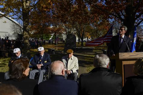 Doolittle Raiders honored at wreath-laying > National Museum of the United States Air Force ...