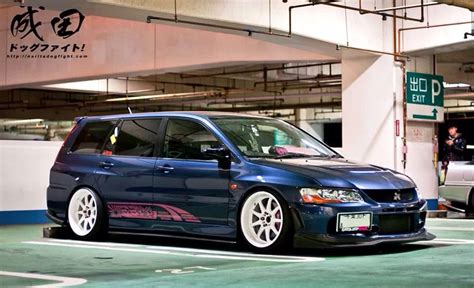 Mitsubishi Lancer Evolution VIII Estate | Mitsubishi wagon, Mitsubishi ...