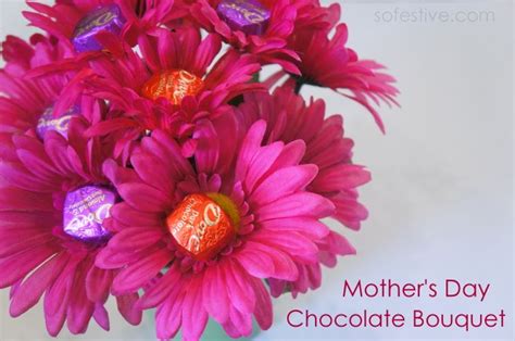 Mother's Day Chocolate Bouquet- Easy Craft | SoFestive.com | Mothers day chocolates, Chocolate ...