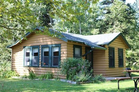 Lake Vermilion Minnesota Cabins for rent | Everett Bay Lodge