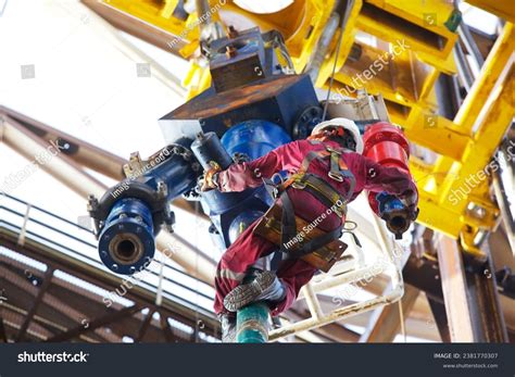 Image Workers Oil Rig Stock Photo 2381770307 | Shutterstock