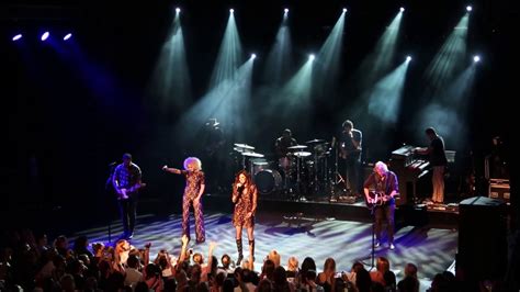 Little Big Town - "Better Man" - Live in Sydney 21st March 2017 - YouTube