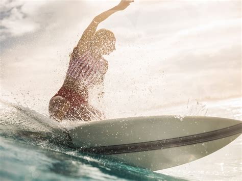 A Complete Guide to Surfing The Maldives | Best Surf Destinations