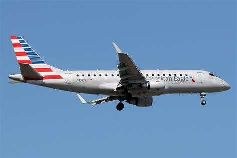 American Airlines Fleet Embraer E175 Details and Pictures