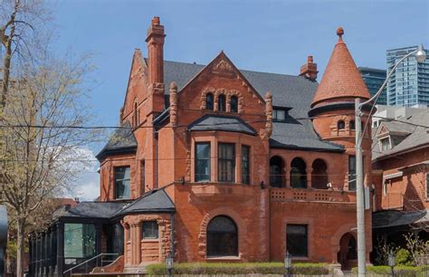 Historic Toronto mansion offers a taste of gilded age living