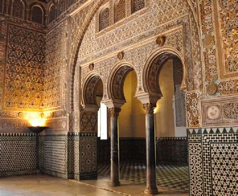 Guided tour with tickets to the Alcazar of Seville