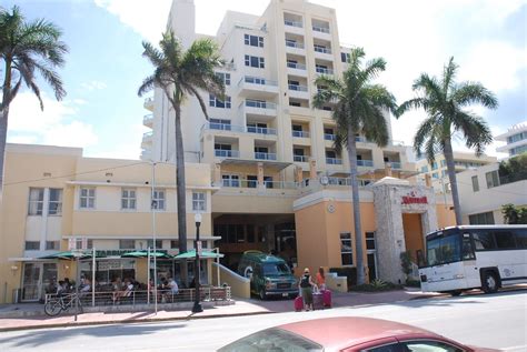 Miami South Beach Marriott from Ocean Drive | clockworkfrog | Flickr