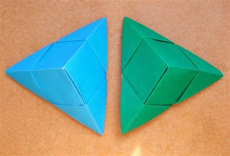 origami triangle ~ easy origami instructions for kids crafts