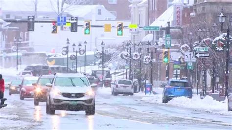 NH officials urge safety while clearing snow, driving in winter storm