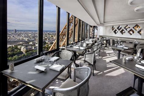 Le Jules Verne - Paris - Un restaurant du guide MICHELIN