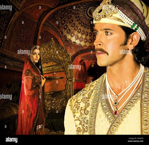 Jodhaa akbar 2008 hrithik roshan hi-res stock photography and images ...