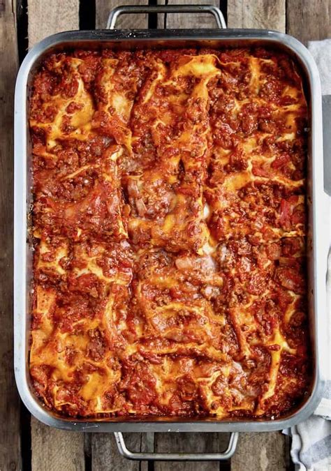 Mom's Classic Beef Lasagna Recipe with Cottage Cheese