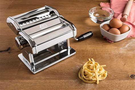 Handy Guide on the Best Pasta Maker – 5beasts