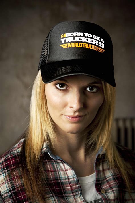 Found on Bing from www.ccjdigital.com | Lisa kelly, Lisa kelly trucker, Women trucker