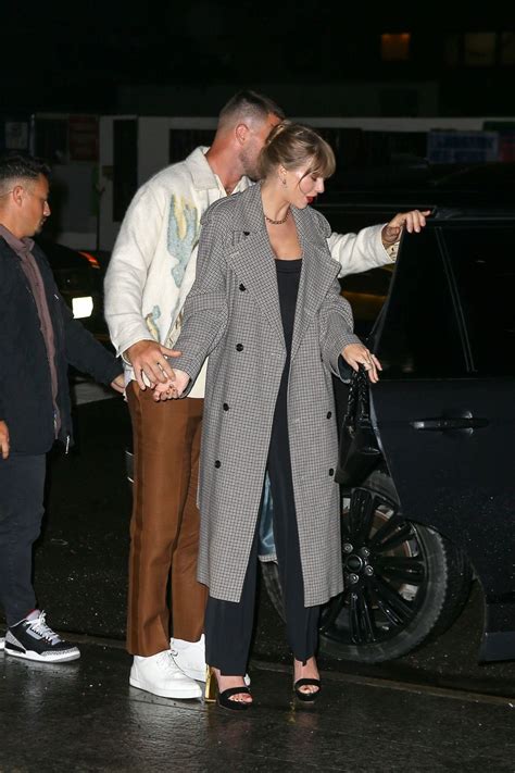 Taylor Swift - Heading to the SNL Afterparty in New York 10/14/2023 ...