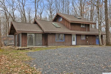 Copake Lake, NY Real Estate - Copake Lake Homes for Sale | realtor.com®