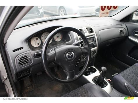 Gray Interior 2003 Mazda Protege 5 Wagon Photo #80339729 | GTCarLot.com