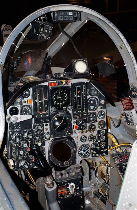 Republic F-105 Thunderchief | Aircraft interiors, Military aircraft ...