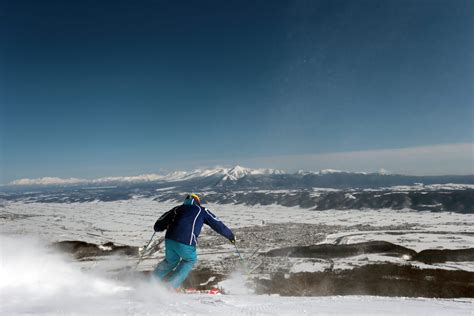 Furano Ski Resort - POWDER SNOW HOKKAIDO