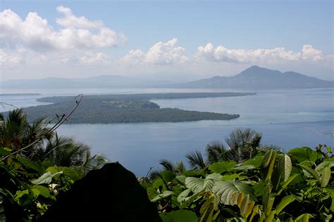 Bunaken National Park : a marine park in the north of Sulawesi island