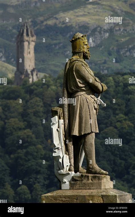 Robert the Bruce Statue & The National Wallace Monument, Stirling Stock Photo, Royalty Free ...