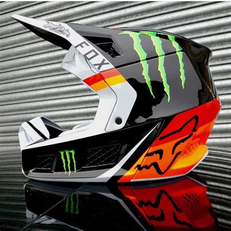 Épinglé par Kyle Davis sur riding gear | Casque motocross, Casques ...